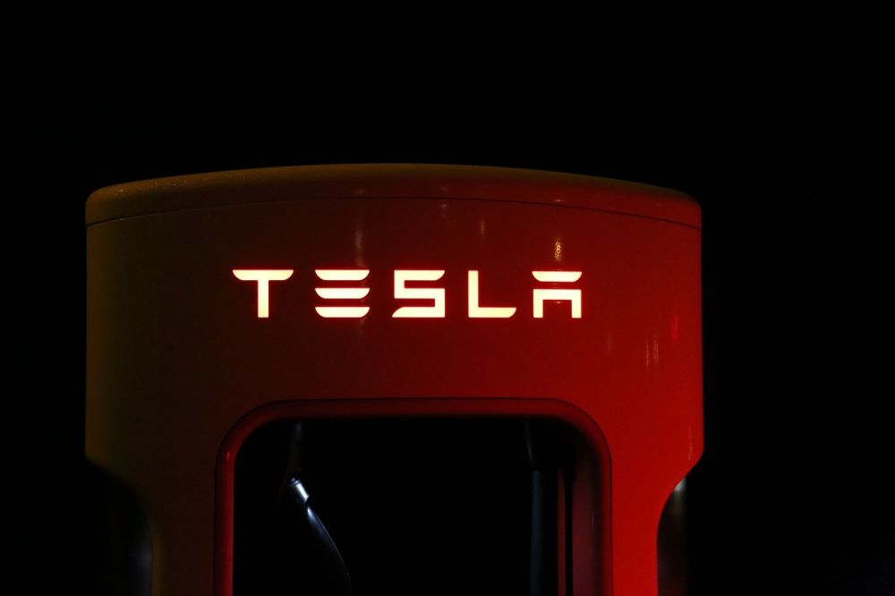 Tesla Model S: Et revolusjonerende elektrisk mesterverk